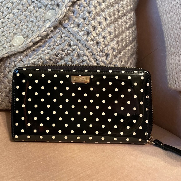 kate spade Handbags - Kate Spade Polkadot Wallet